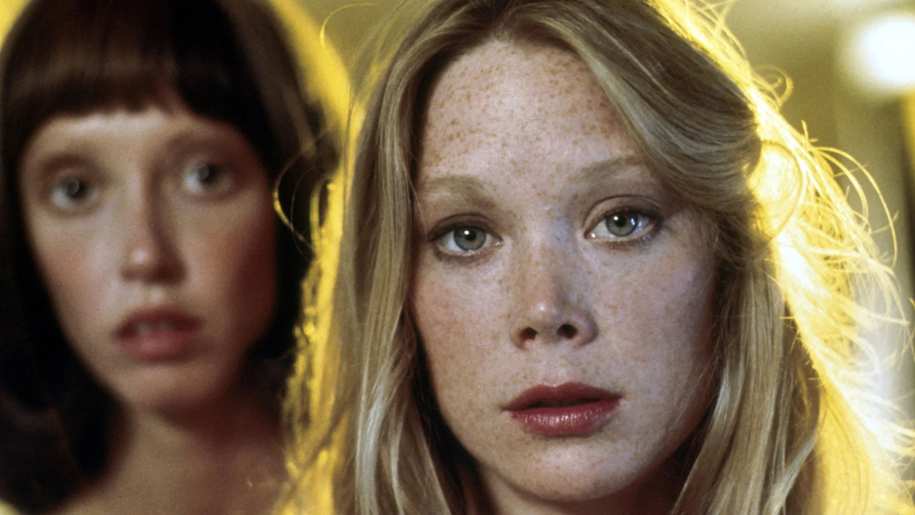 Retro Vision: 3 WOMEN